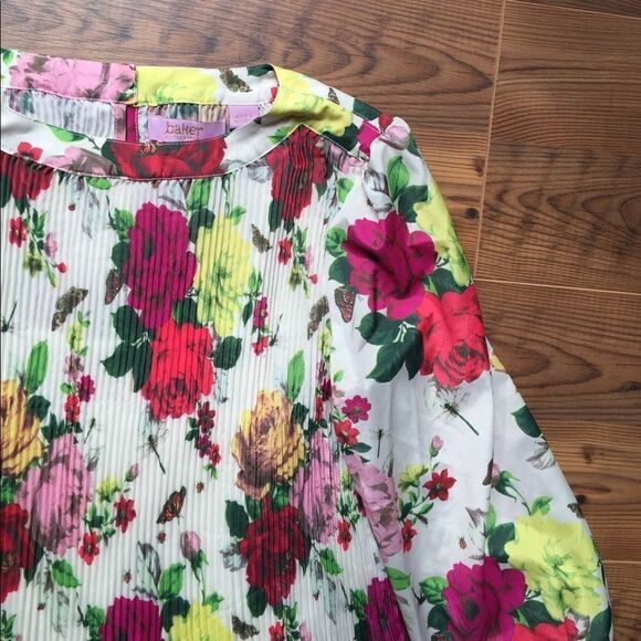 Baker Ted Baker XL (14) girls pleated bell sleeve - Picture 2 of 4